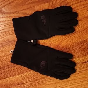 North Face women's gloves